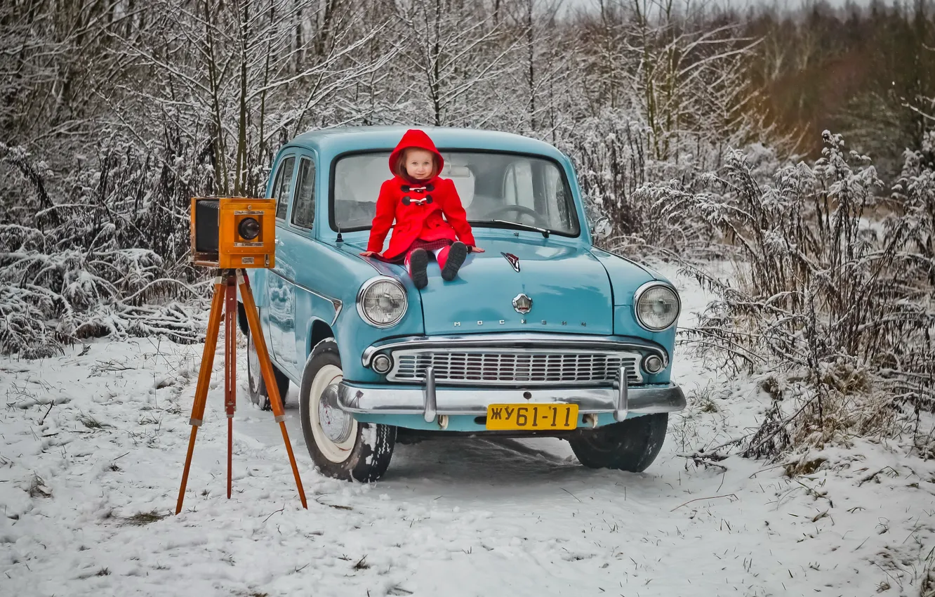 Фото обои ретро, Новый год, christmas, forest, new year, smile, camera, winter