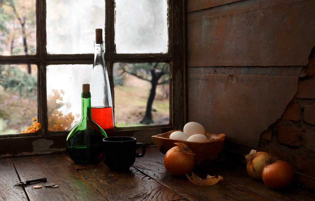 Фото обои стол, яйца, лук, окно, натюрморт