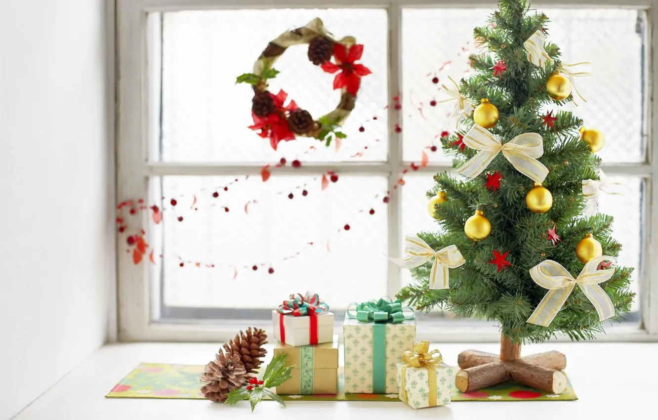 Фото обои праздник, елка, новый год, подарки, украшение, бантик