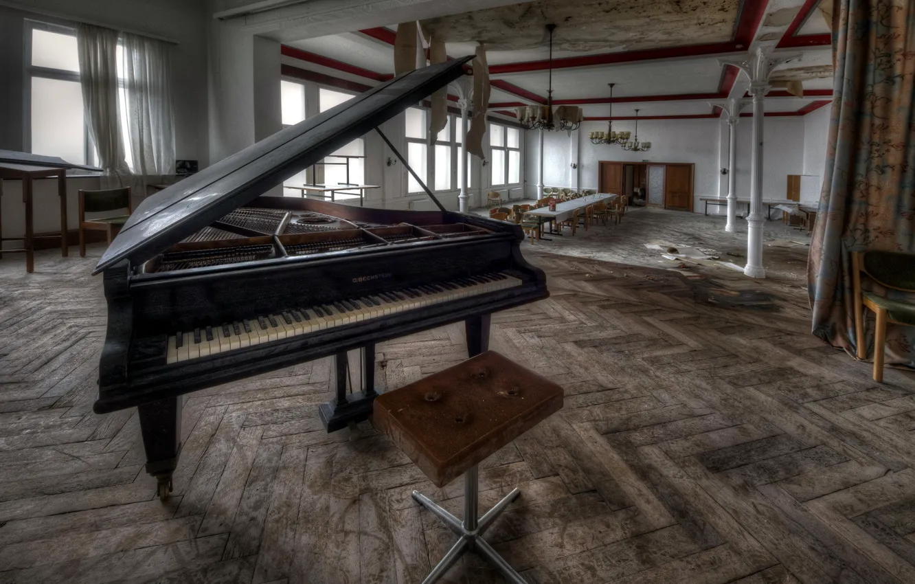 Фото обои piano, abandoned, decay, Hotel Schäfleshimmel