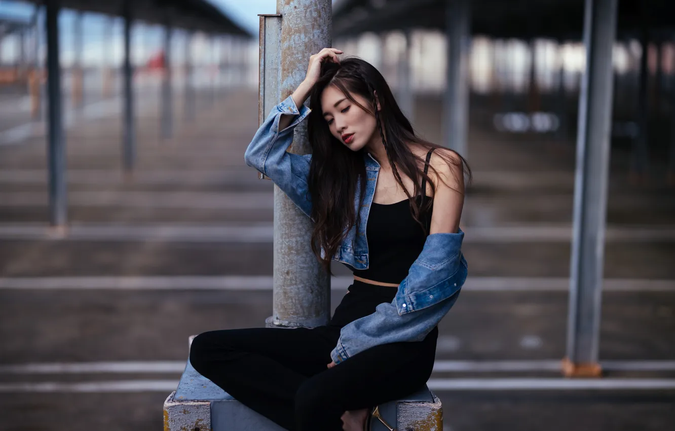 Фото обои девушка, улица, азиатка
