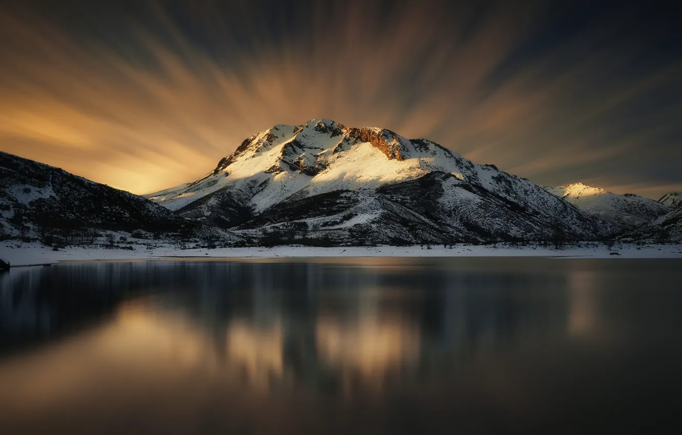 Фото обои небо, снег, горы, озеро, отражение, Зима