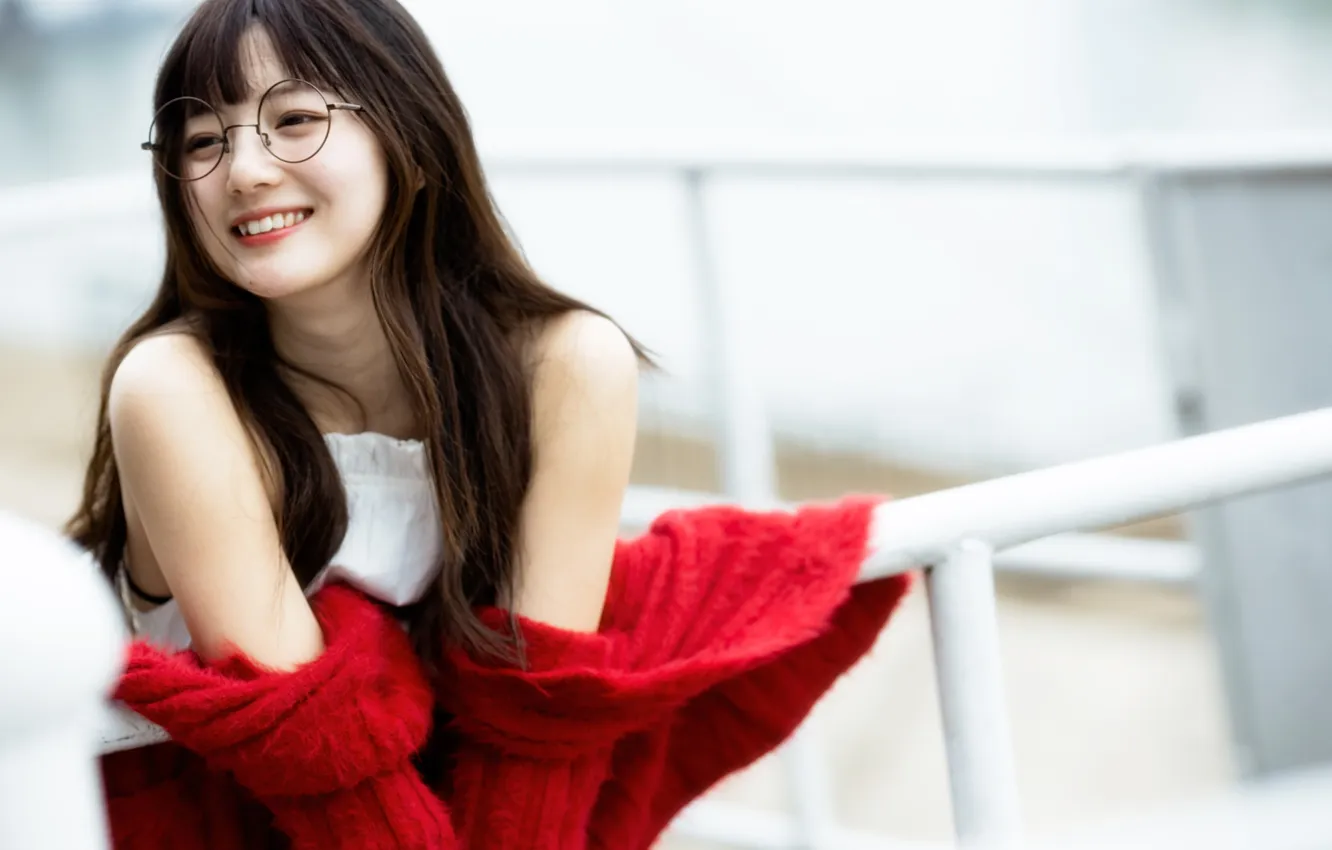 Фото обои Beautiful, Asian, Model, Smile, Woman, Cute, Glasses, Pretty