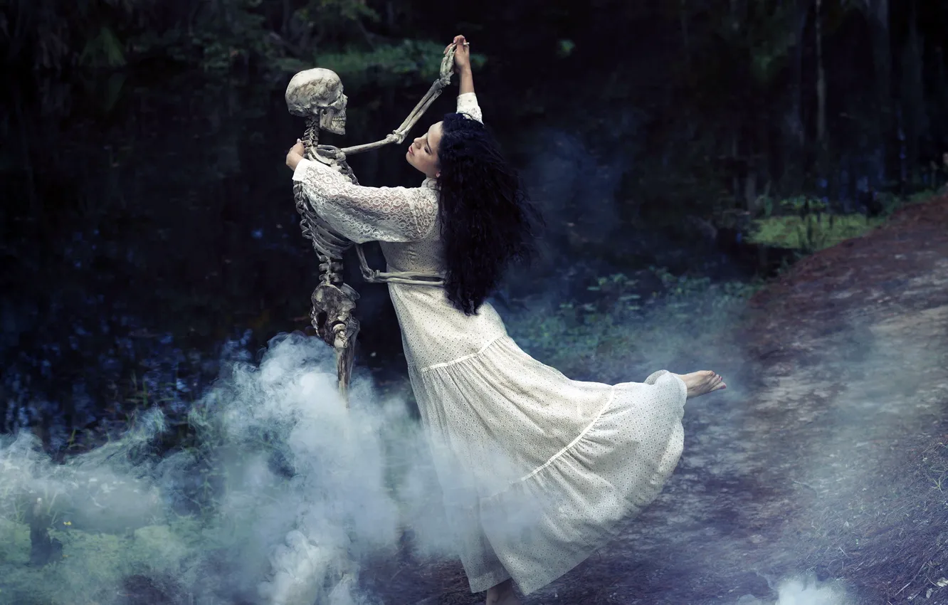 Фото обои девушка, танец, ситуация, скелет