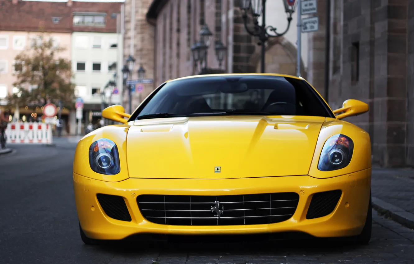 Фото обои желтый, город, размытость, Ferrari, Fiorano, supercar, феррари, GTB