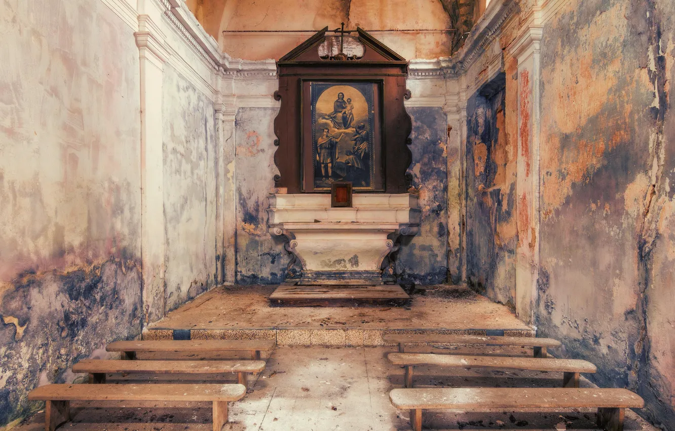 Фото обои интерьер, алтарь, abandoned church