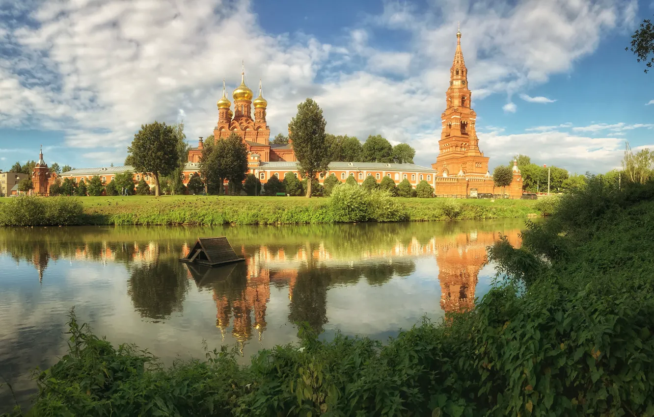 Фото обои пруд, отражение, церковь, храм, Россия, монастырь, колокольня, Сергиев Посад
