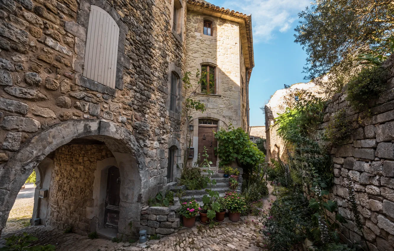 Фото обои Франция, растение, дома, тень, лестница, stone, France, houses