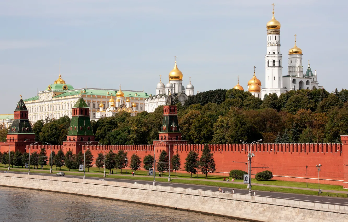 Фото обои Москва, Кремль, Россия, набережная, купола