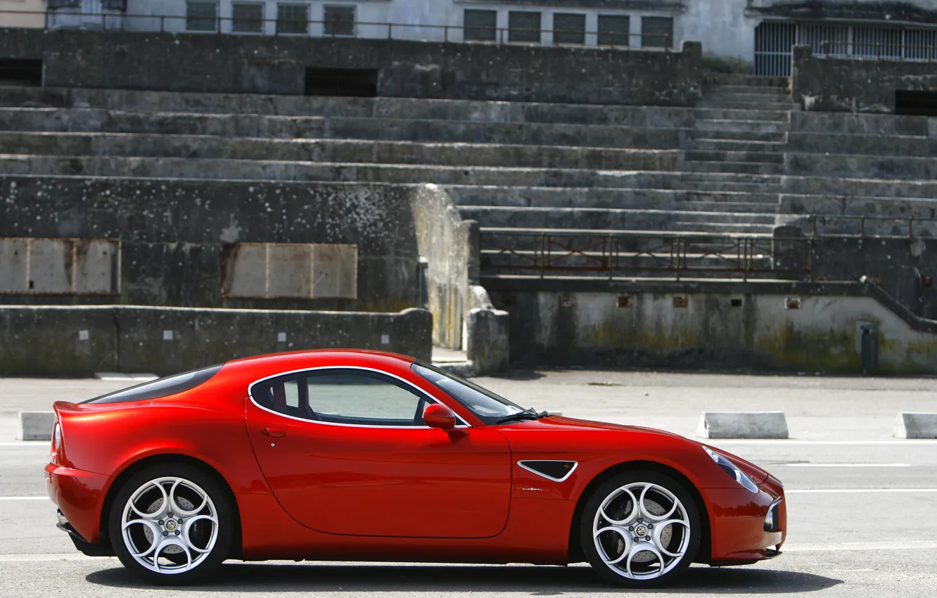 Фото обои красный, Alfa Romeo, red, альфа ромео