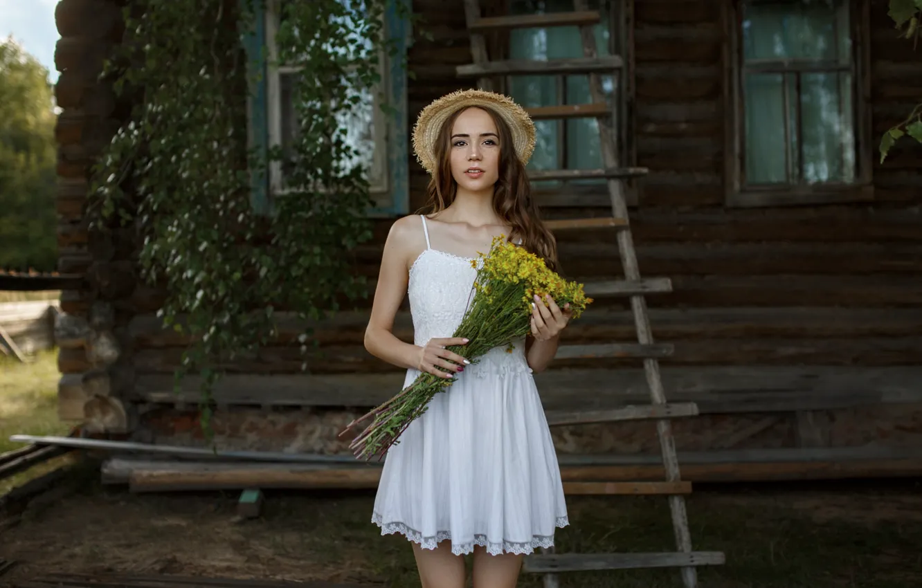 Фото обои взгляд, девушка, цветы, дом, платье, Andrey Metelkov