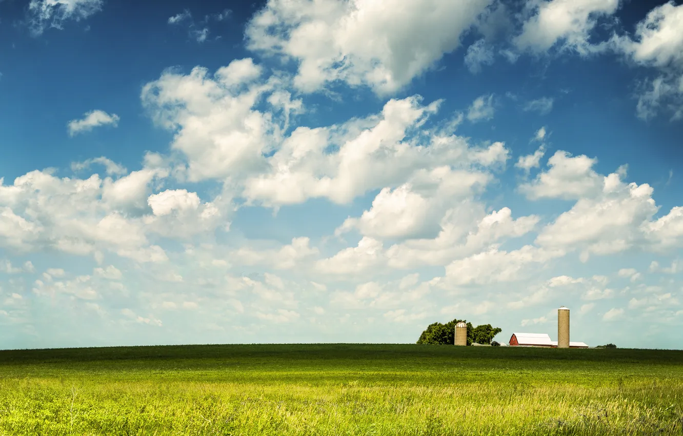 Фото обои небо, трава, облака, горизонт, фермы, амбары, 2. дерево