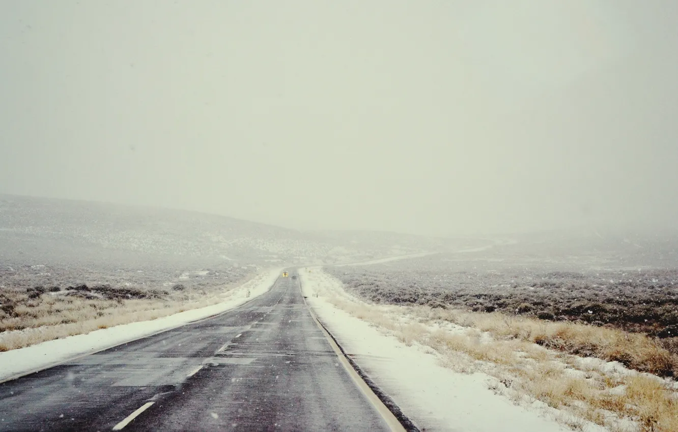 Фото обои дорога, поле, снег, пейзаж