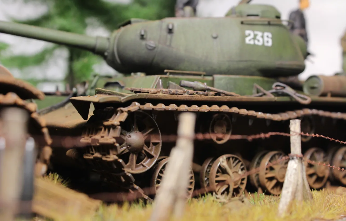 Фото обои игрушка, советский, моделька, тяжёлый танк, КВ-122