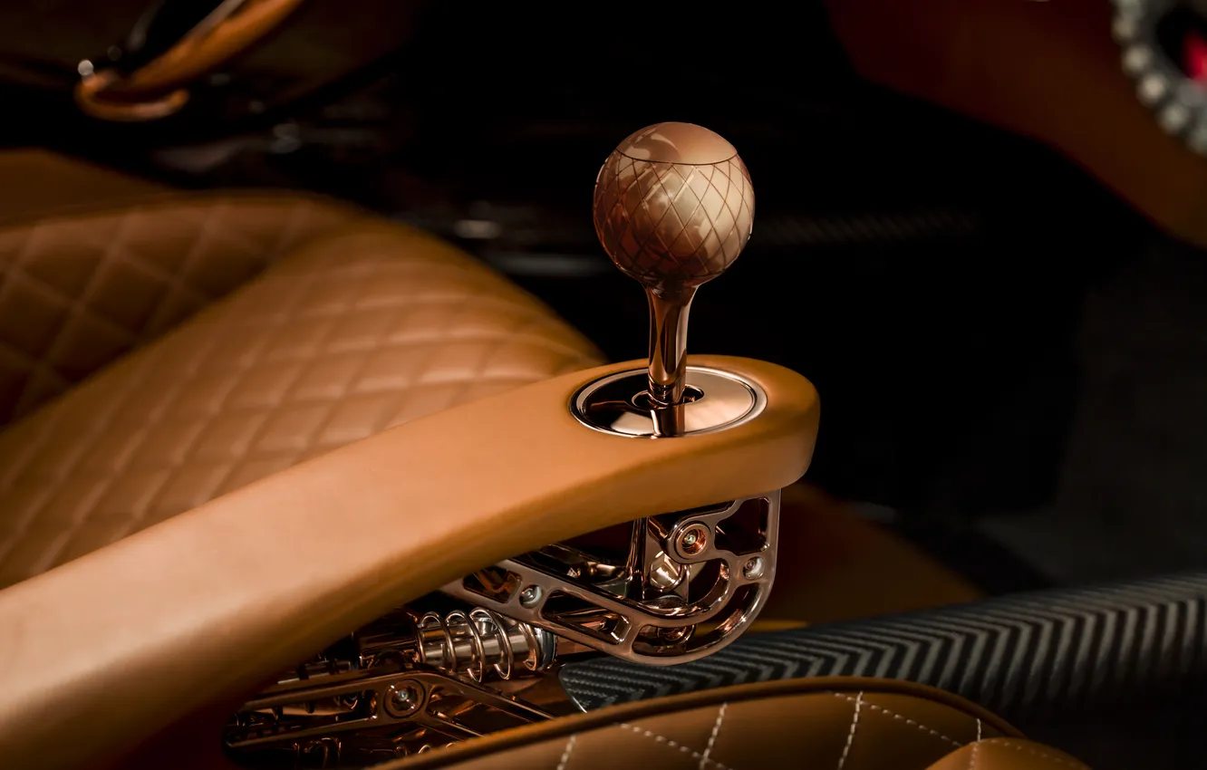 Фото обои суперкар, supercar, De Tomaso, 2019, De Tomaso P72, детали интерьера, De Tomaso Automobili SpA, ручка …