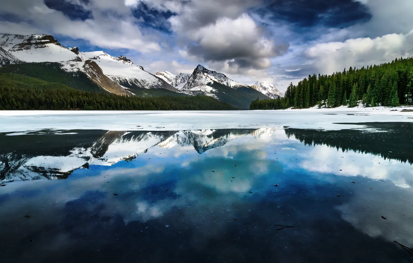 Фото обои зима, снег, горы, природа, озеро, Alberta, Canada, Maligne Lake near Jasper