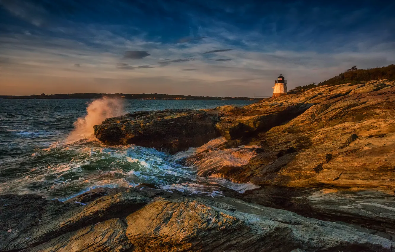 Фото обои море, волны, небо, облака, свет, синева, камни, океан