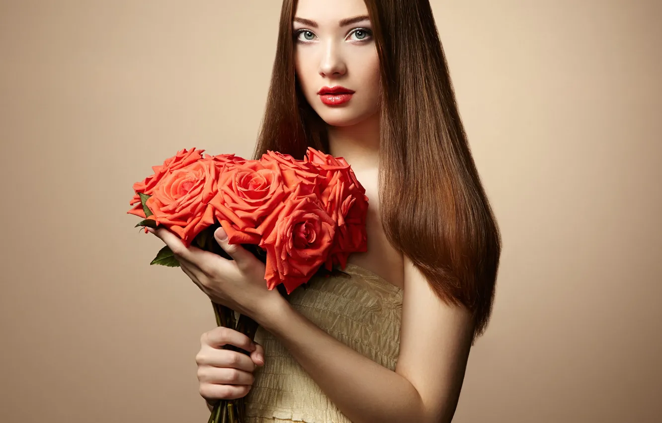 Фото обои взгляд, девушка, цветы, поза, фото, модель, волосы, розы