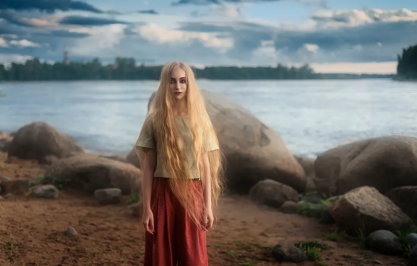 Фото обои берег, модель, прелесть, длинные волосы, Tatiana Mercalova, Женя Букша