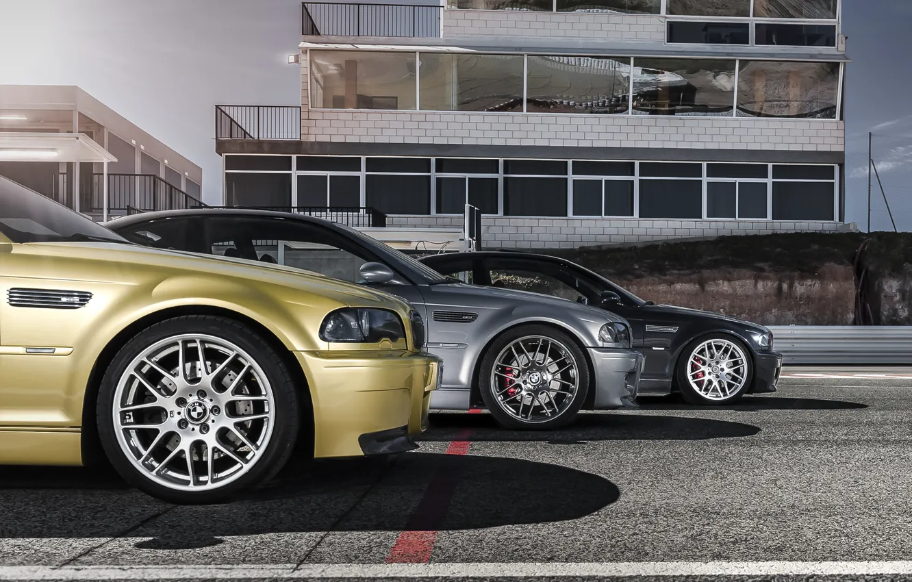 Фото обои бмв, BMW, gold, black, старт, grey, E46