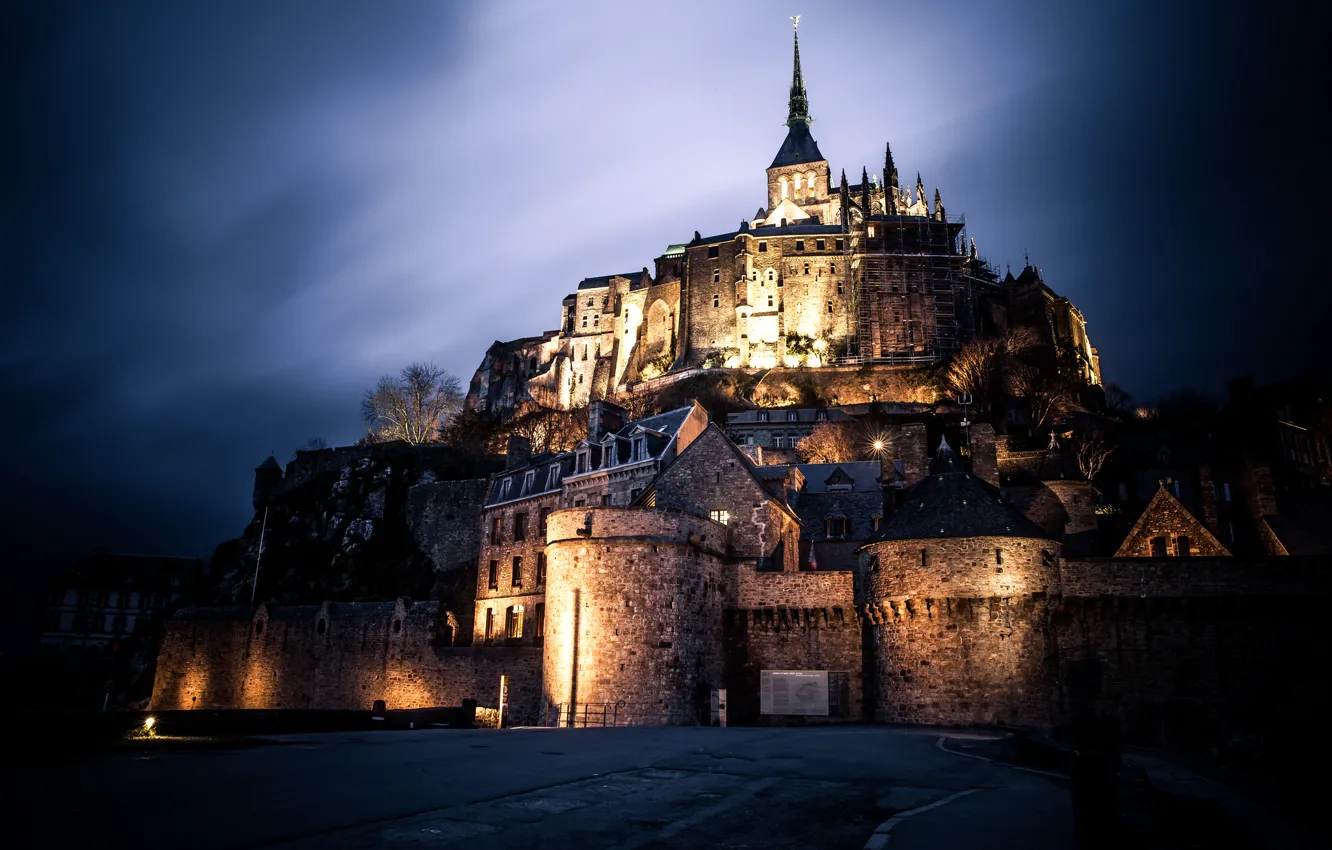 Фото обои ночь, замок, Франция, архитектура, Le Mont-St.-Michel, Basse-Normandie