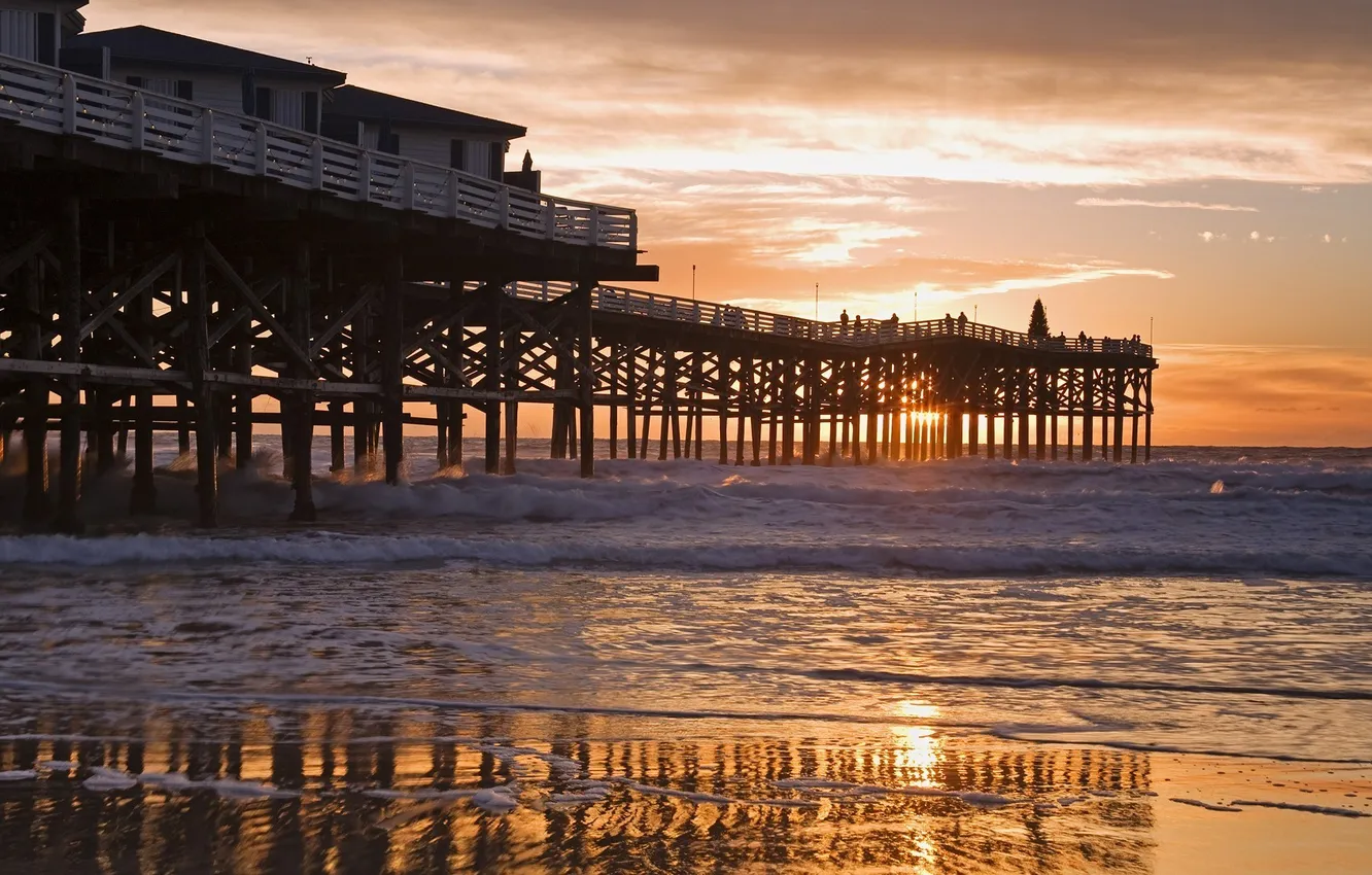 Фото обои солнце, закат, люди, океан, берег, пирс, california, калифорния