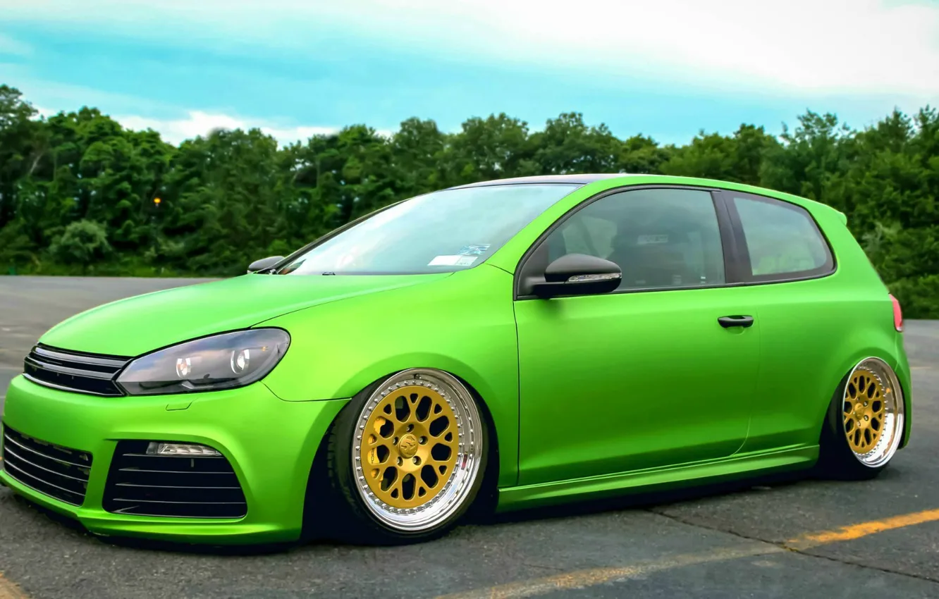 Фото обои green, volkswagen, golf, tuning, germany, low, stance, sparco