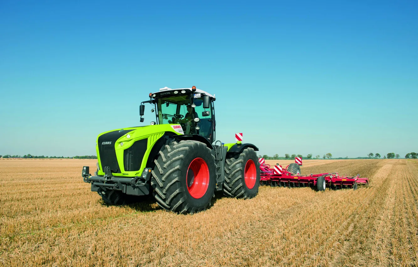 Фото обои поле, небо, трактор, Claas, сельхозтехника, Xerion 4000