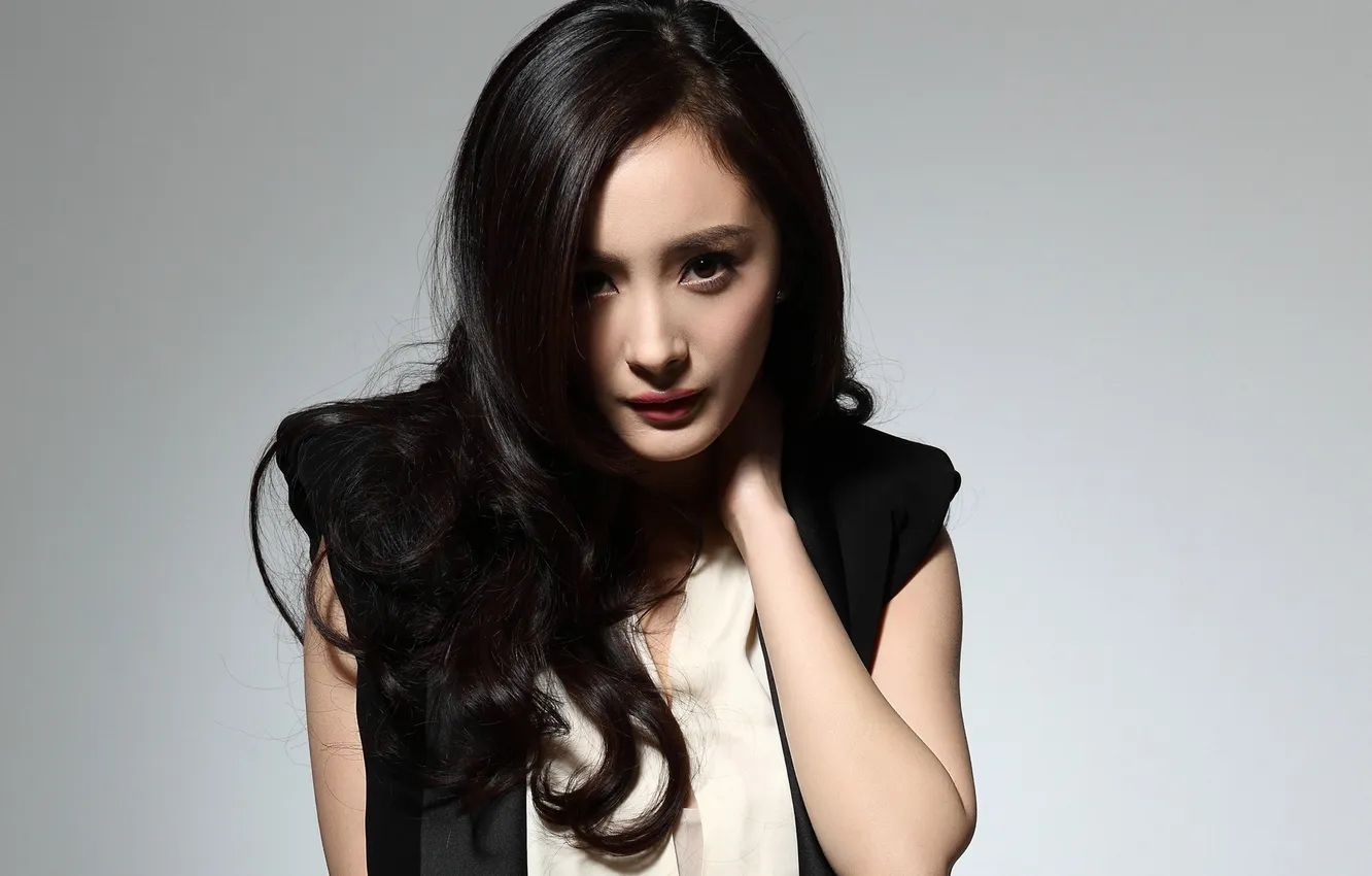 Фото обои актриса, азиатка, beauty, actress, beautiful woman, красивая брюнетка, красивая женщина, Yang Mi