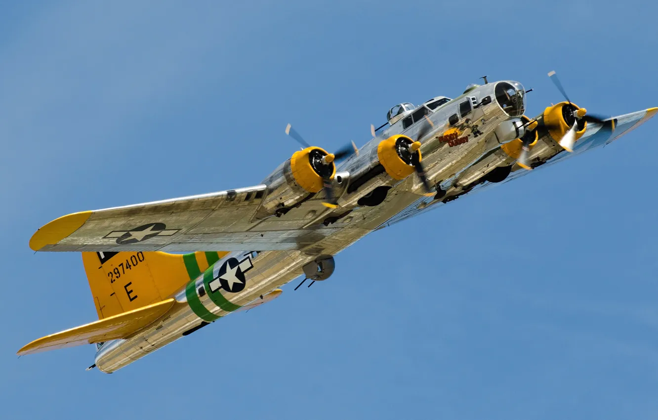 Фото обои бомбардировщик, B-17, четырёхмоторный, тяжёлый, Flying Fortress, «Летающая крепость»