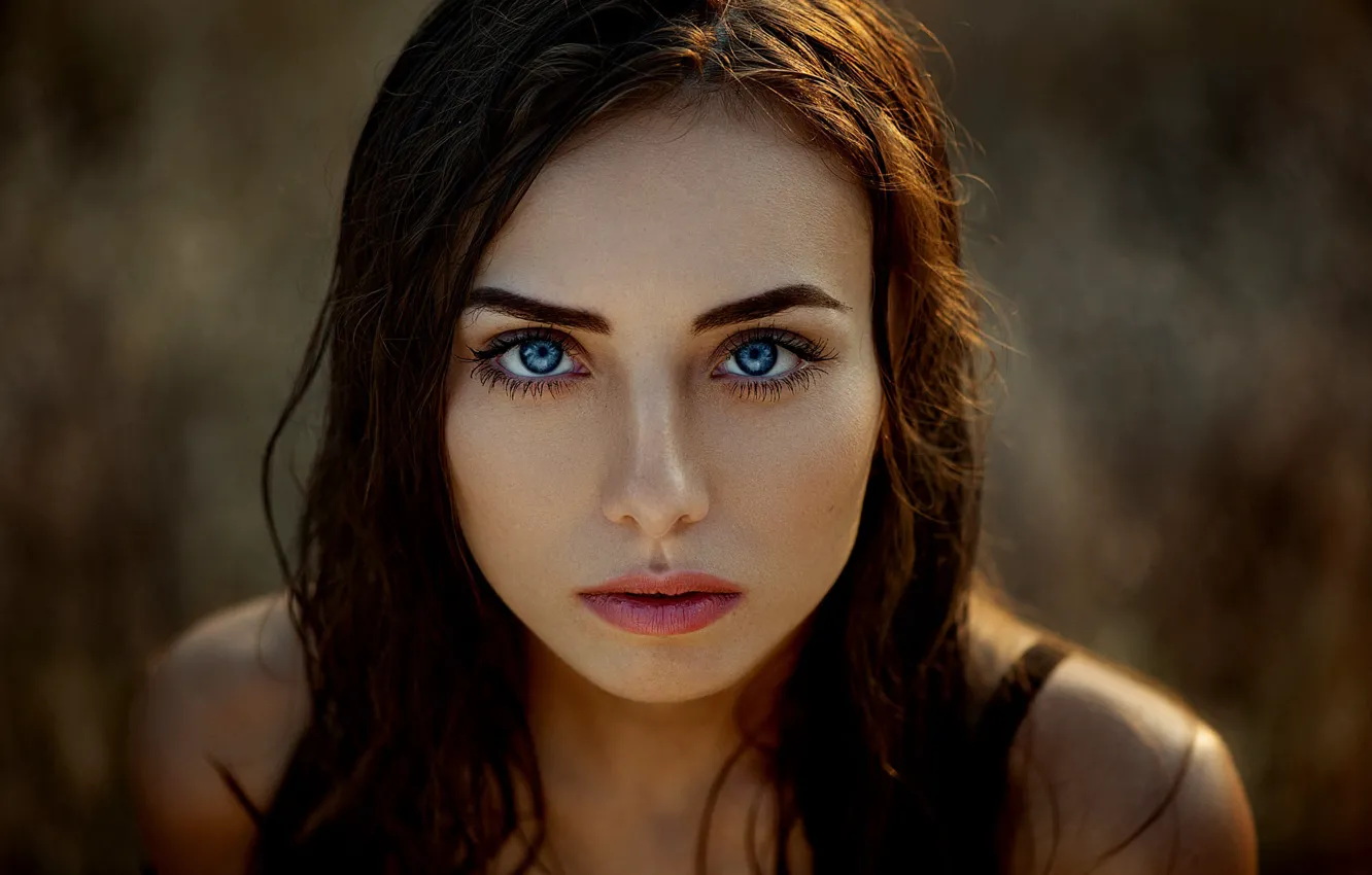 Фото обои ВЗГЛЯД, ЛИЦО, ГЛАЗА, Наташа, фотограф Ann Nevreva