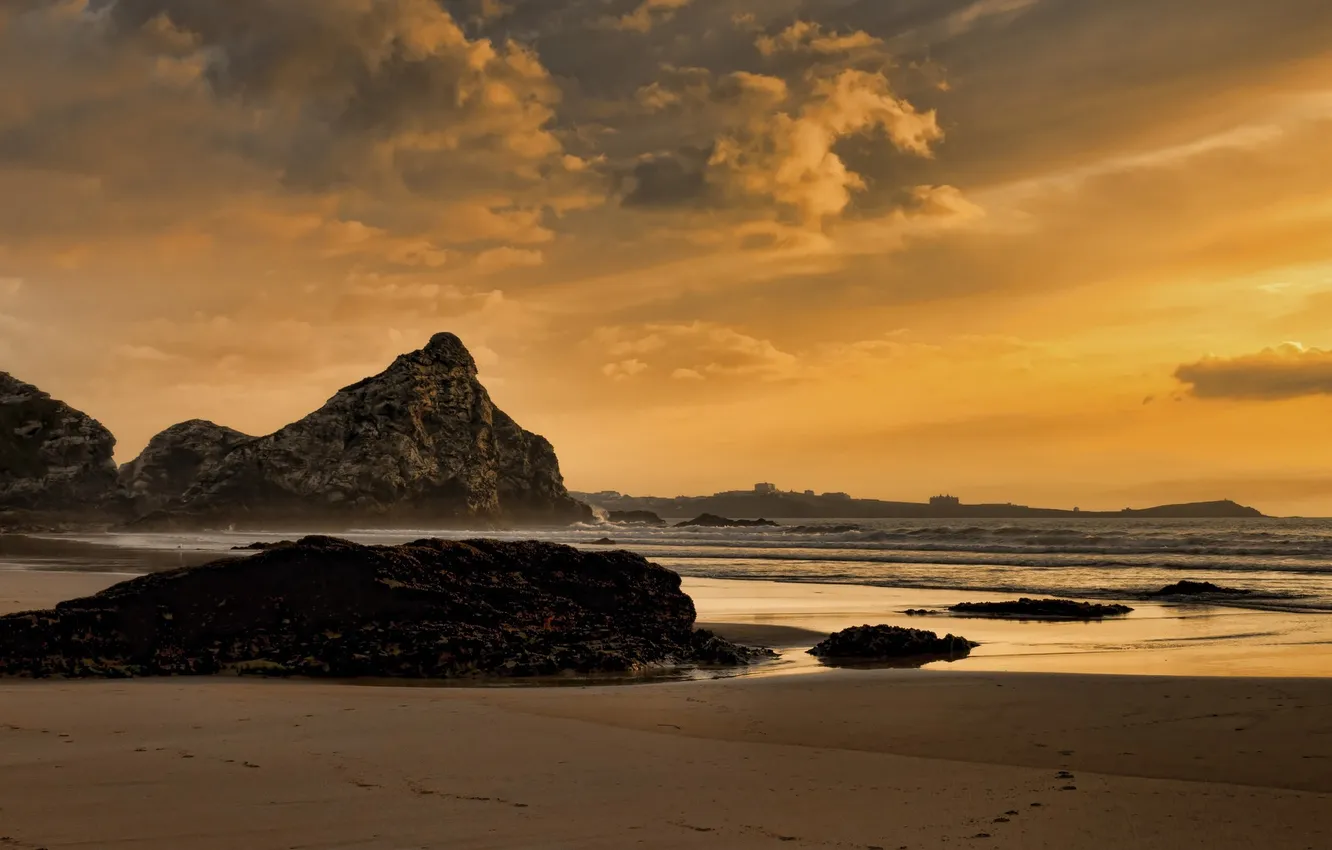 Фото обои песок, море, закат, камни, берег