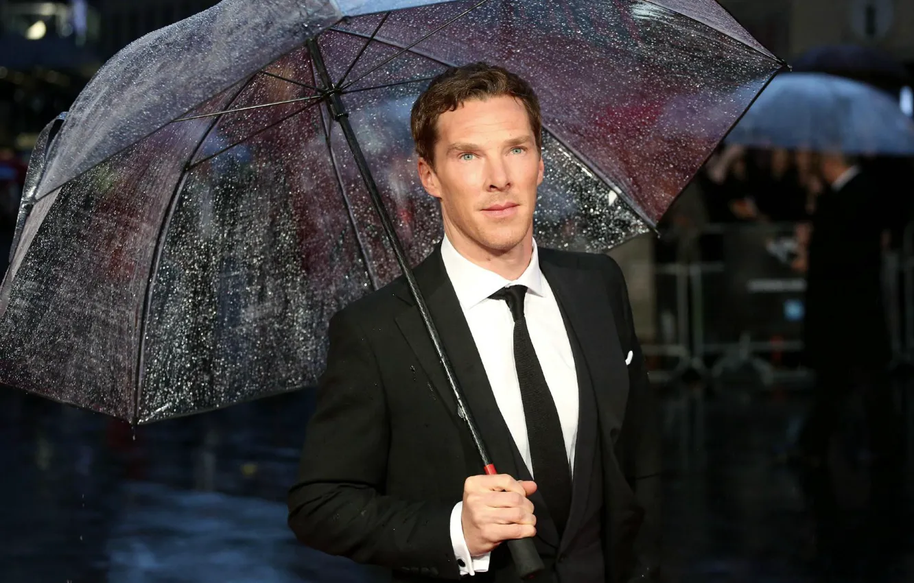 Фото обои дождь, зонт, мужчина, Бенедикт Камбербэтч, Benedict Cumberbatch, британский актер