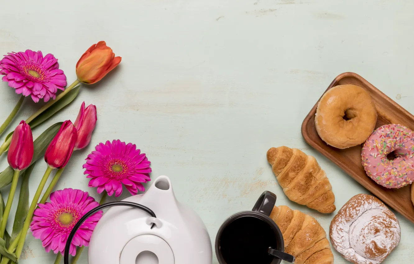 Фото обои цветы, чай, пончики, выпечка