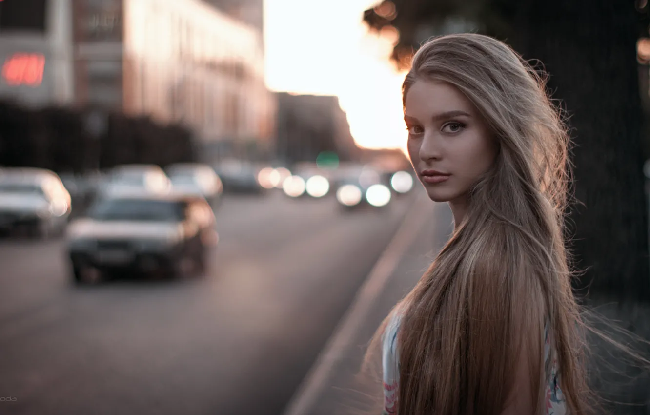 Фото обои взгляд, девушка, лицо, city, блики, милая, портрет, light