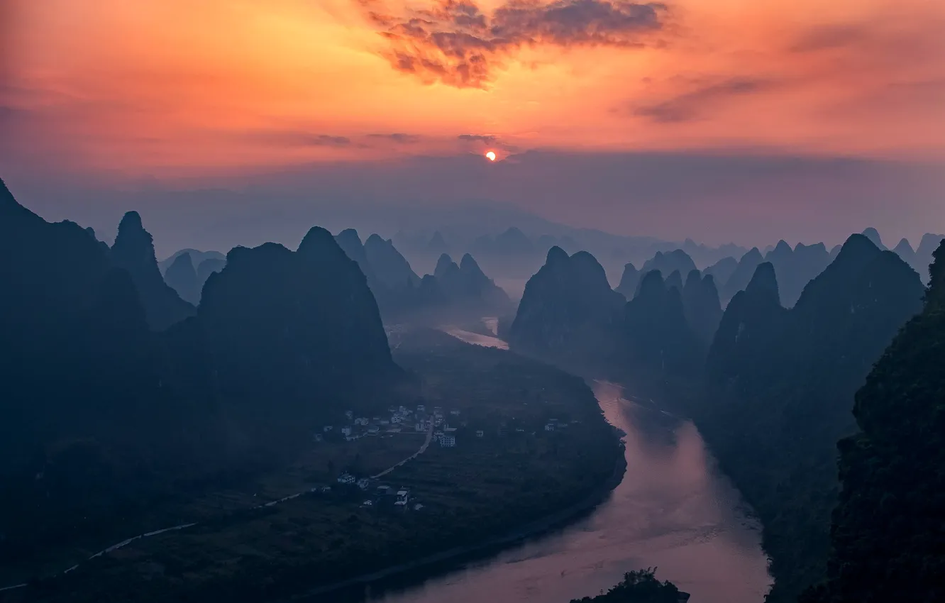 Фото обои солнце, закат, горы, река, Китай, Гуанси