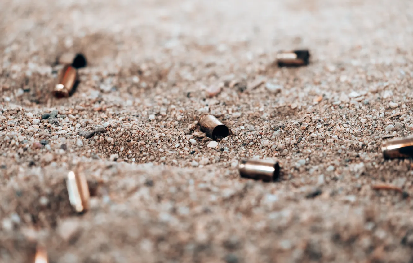 Фото обои metal, sand, shells