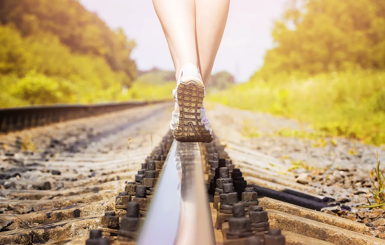Фото обои legs, woman, rail