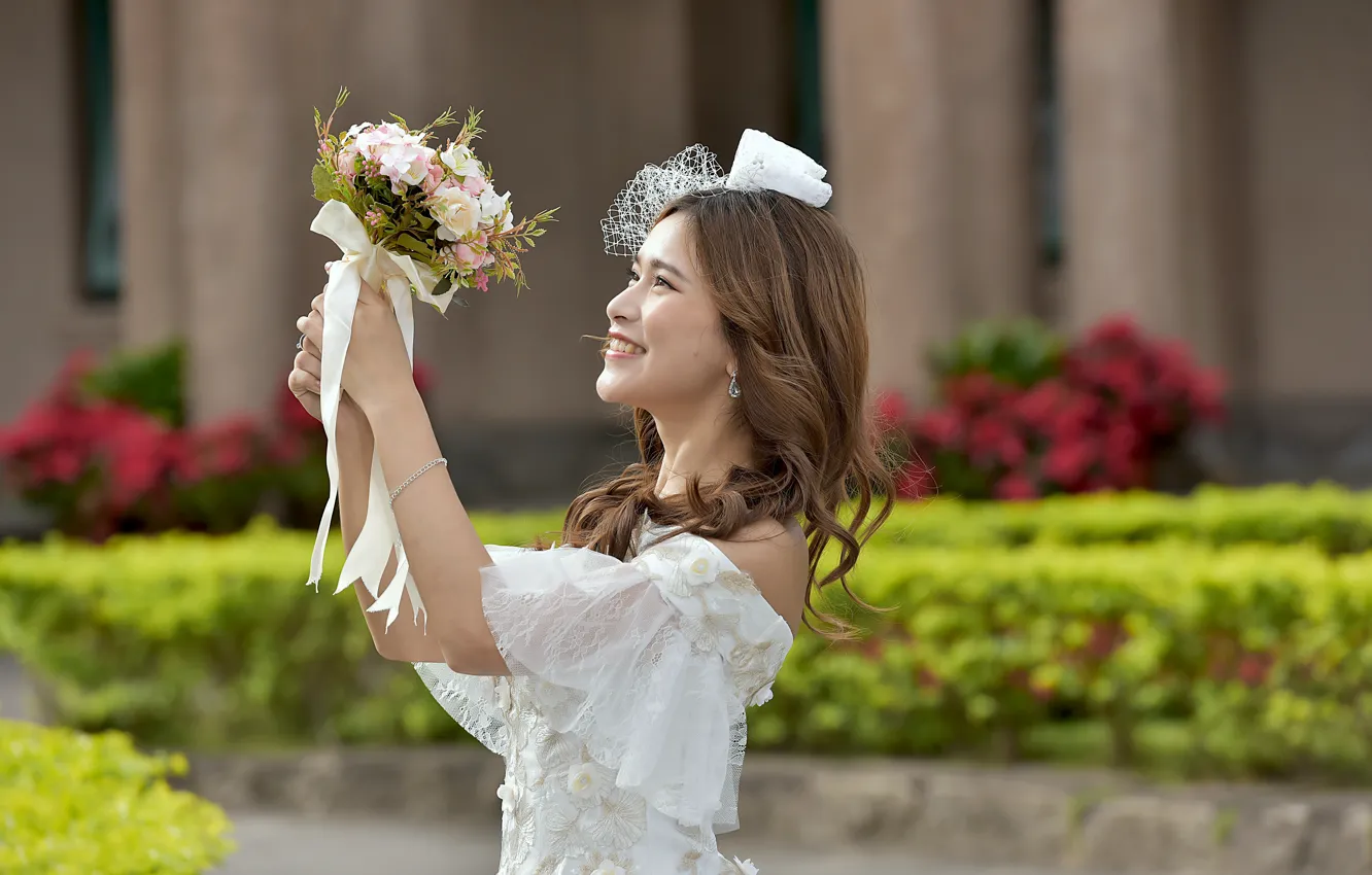 Фото обои улыбка, платье, азиатка, невеста, милашка, боке, бекут