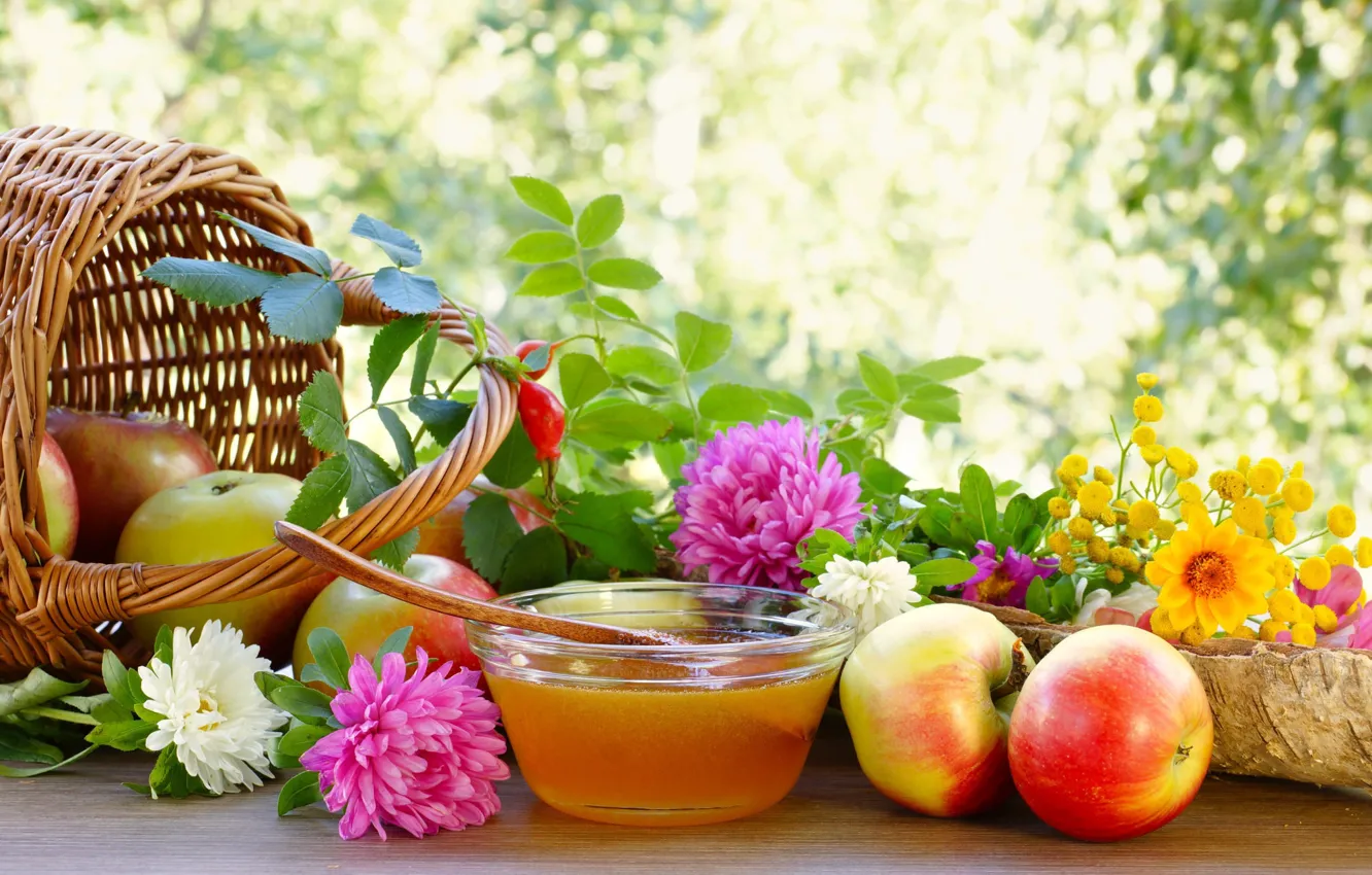 Фото обои цветы, корзина, яблоки, мед, астры