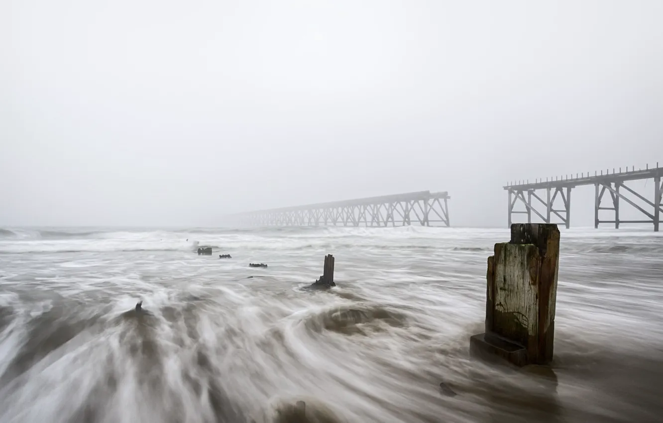 Фото обои море, мост, туман, берег
