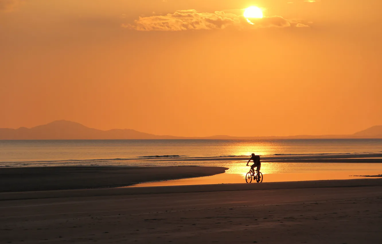 Фото обои море, пляж, велосипед