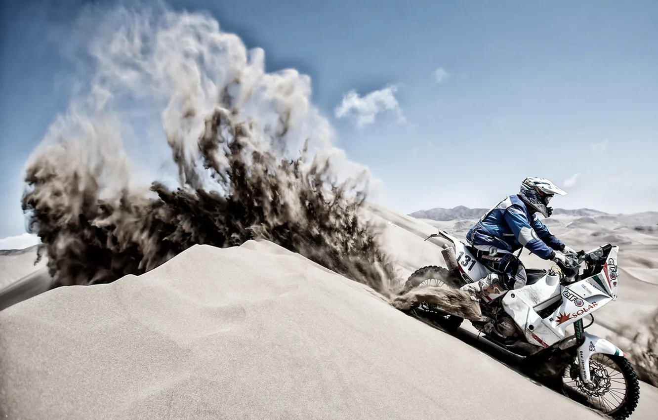 Фото обои песок, мотоцикл, пустиня