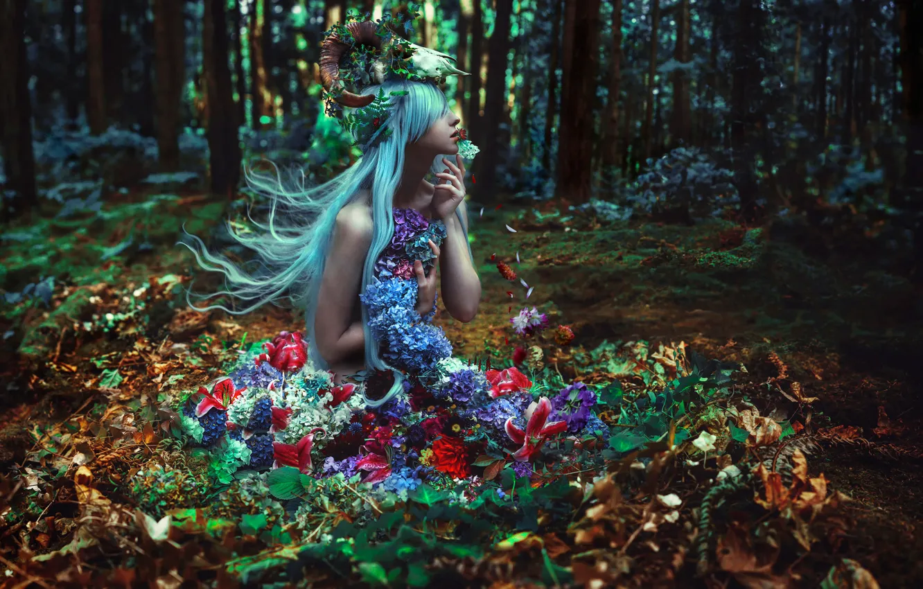 Фото обои лес, девушка, цветы, Kindra Nikole, Of Withering Abundance