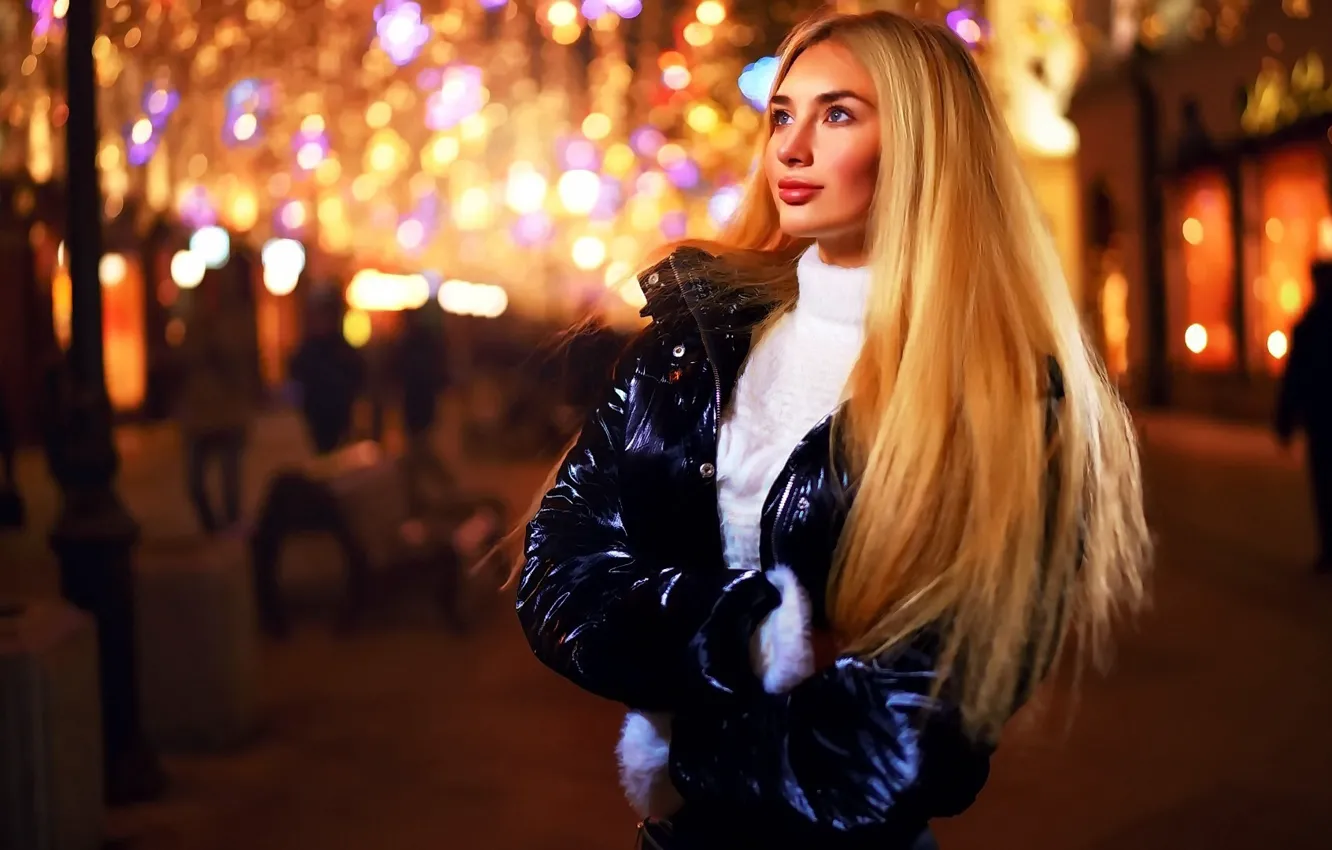 Фото обои girl, evening, street, blonde, portrait