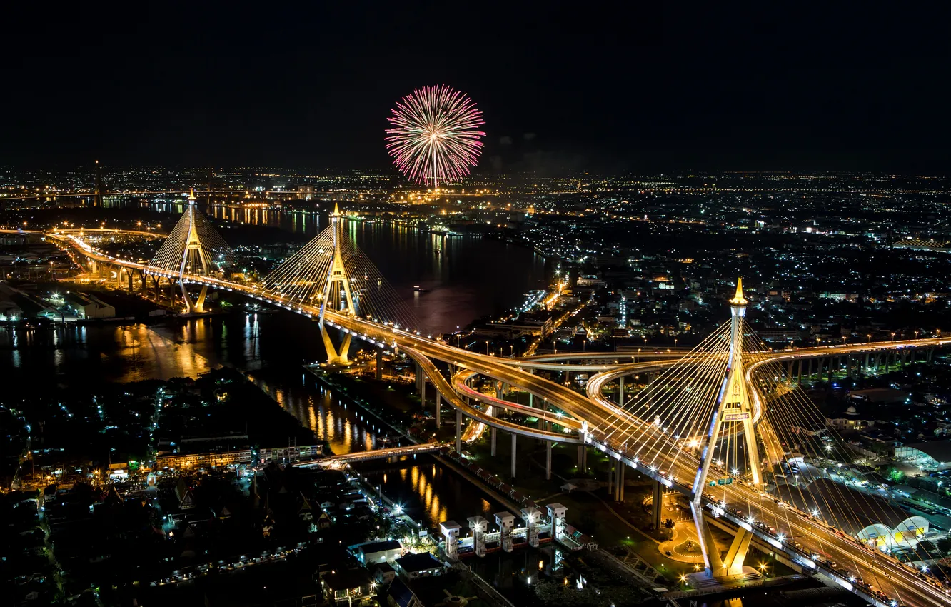 Фото обои ночь, мост, огни, река, дома, салют, Таиланд, Bangkok