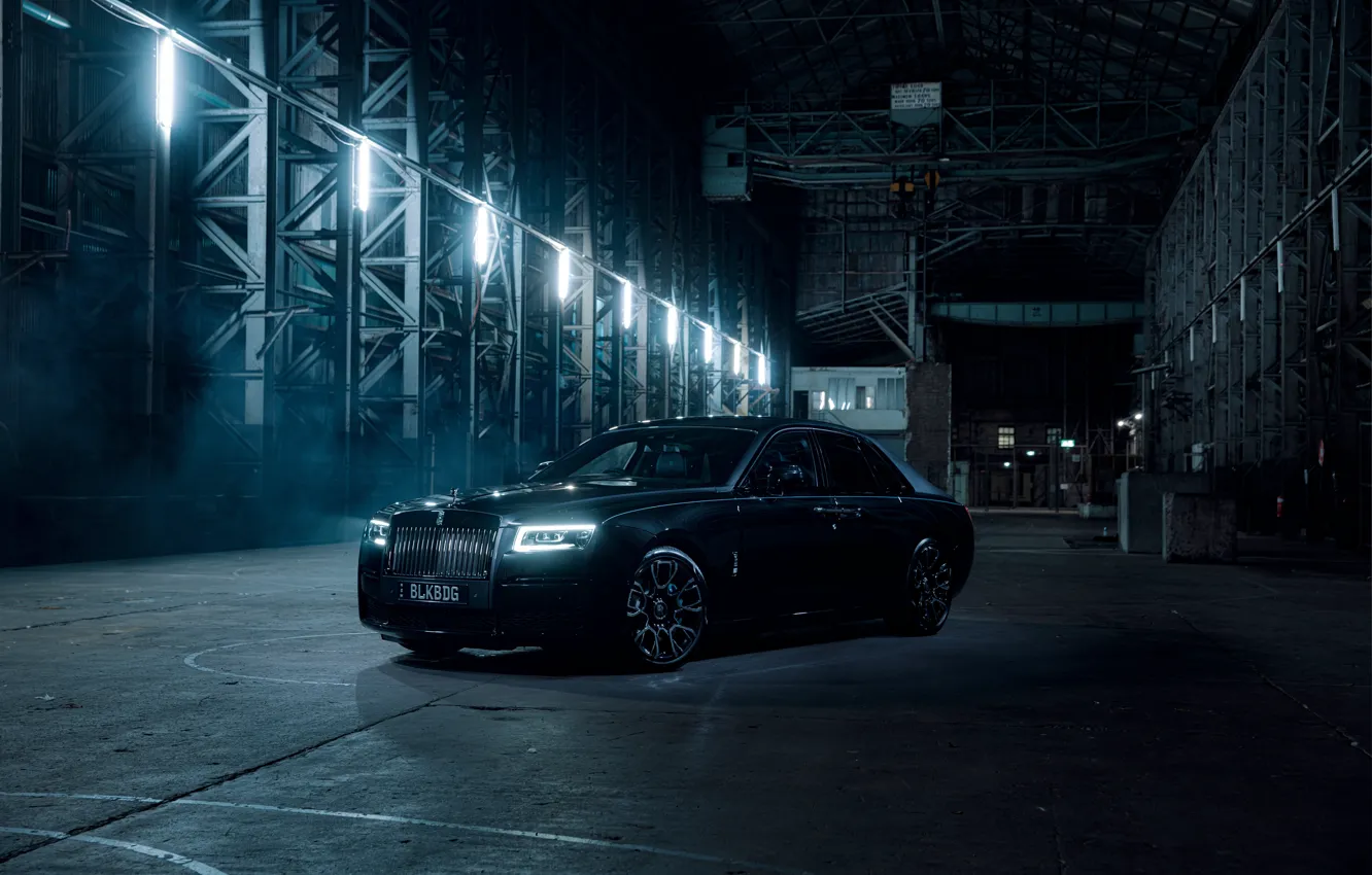 Фото обои Rolls-Royce, Ghost, Front, Black, Side, Black Badge, 2022, Rolls-Royce Black Badge Ghost