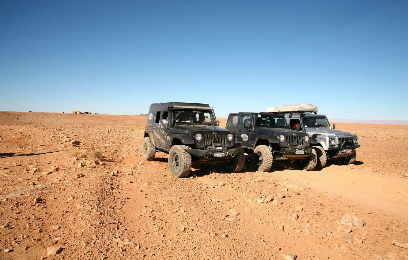 Фото обои Черный, Пустыня, Три, Серебро, Land Rover, Жара, Sahara, Jeep