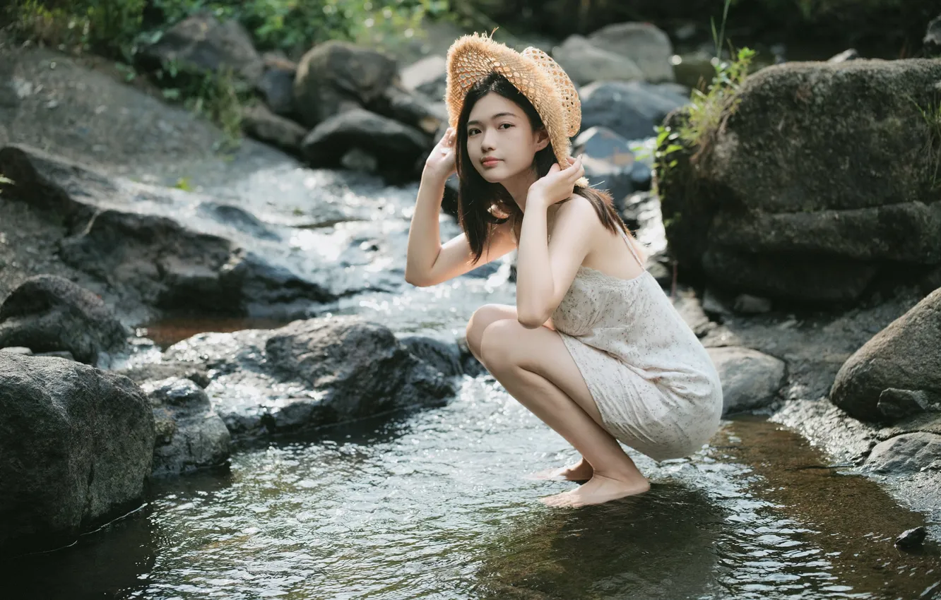 Фото обои Rock, Beautiful, Asian, Model, Water, Woman, Hat, Pretty