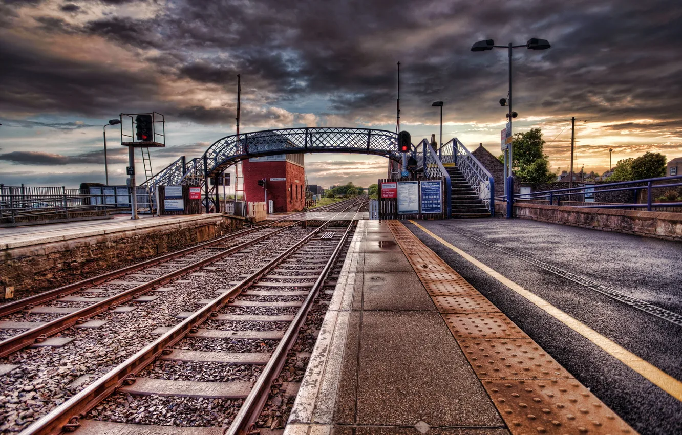 Фото обои небо, город, Carnoustie Railway bridge.железная дорога